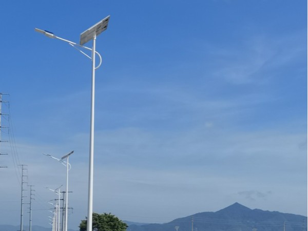 太阳能路灯