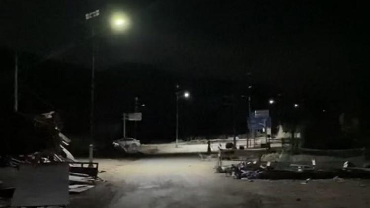 乡镇道路适用那些类型的路灯?